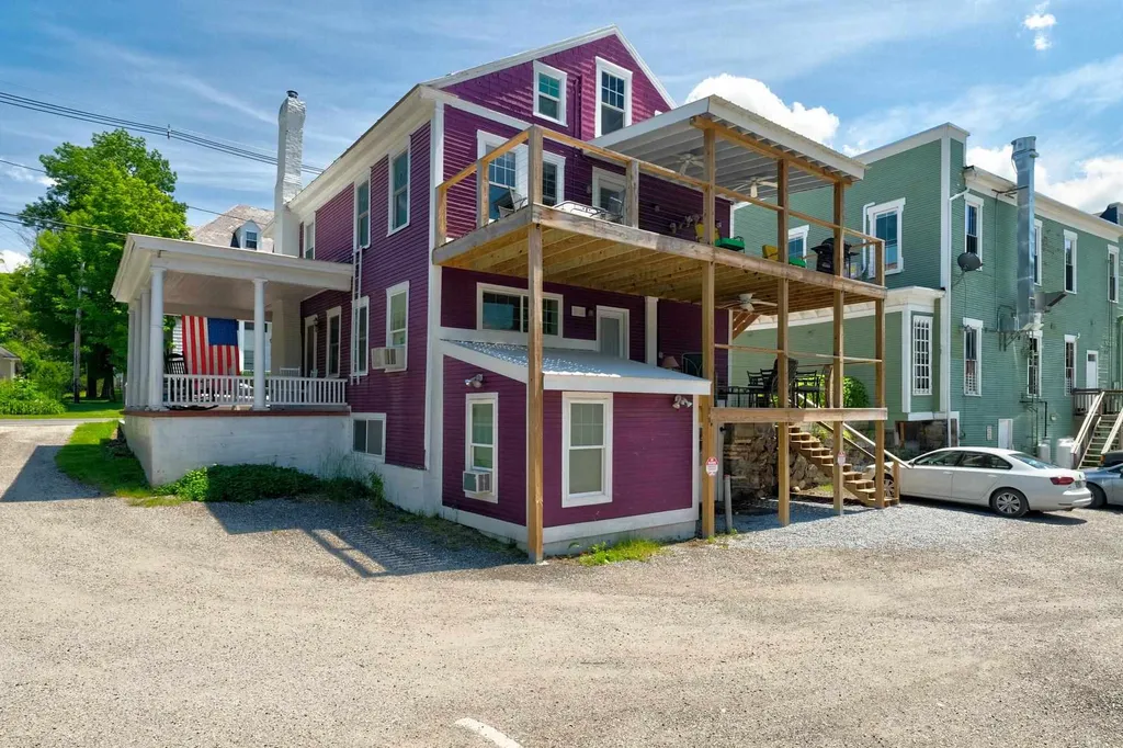 27 North Main Street Wallingford VT 05773