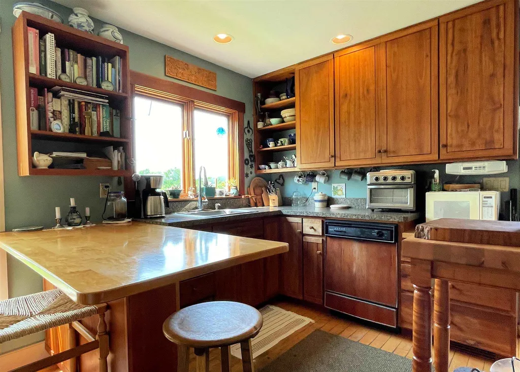 134 South Bayley Hazen Road Ryegate VT 05042