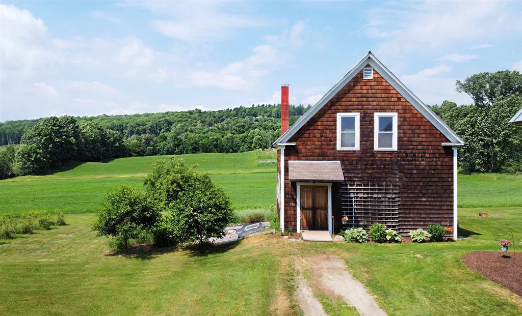 134 South Bayley Hazen Road Ryegate VT 05042