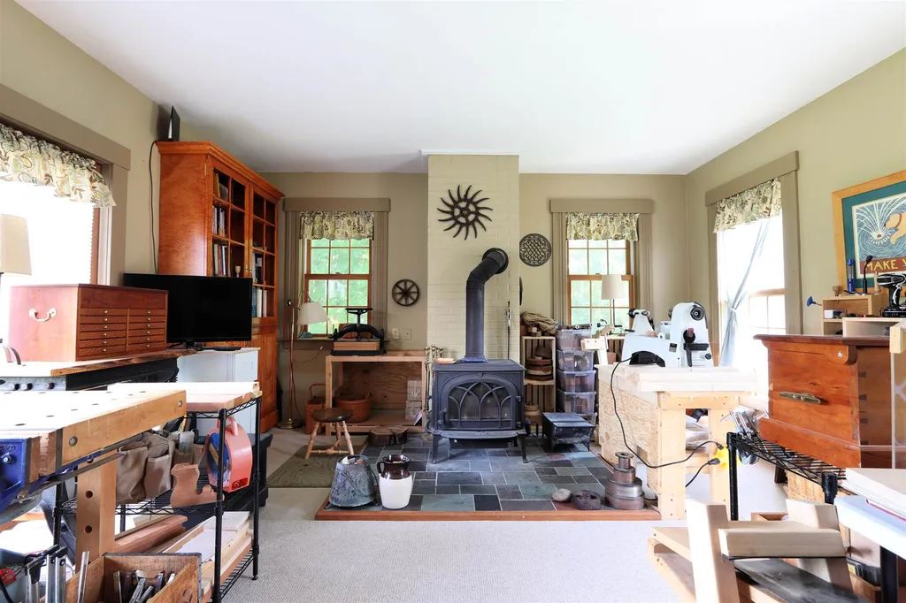 134 South Bayley Hazen Road Ryegate VT 05042