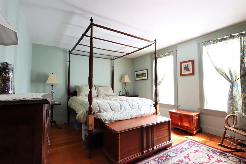 134 South Bayley Hazen Road Ryegate VT 05042