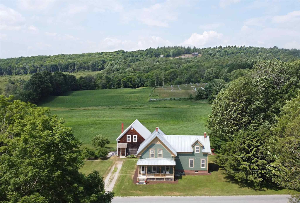 134 South Bayley Hazen Road Ryegate VT 05042