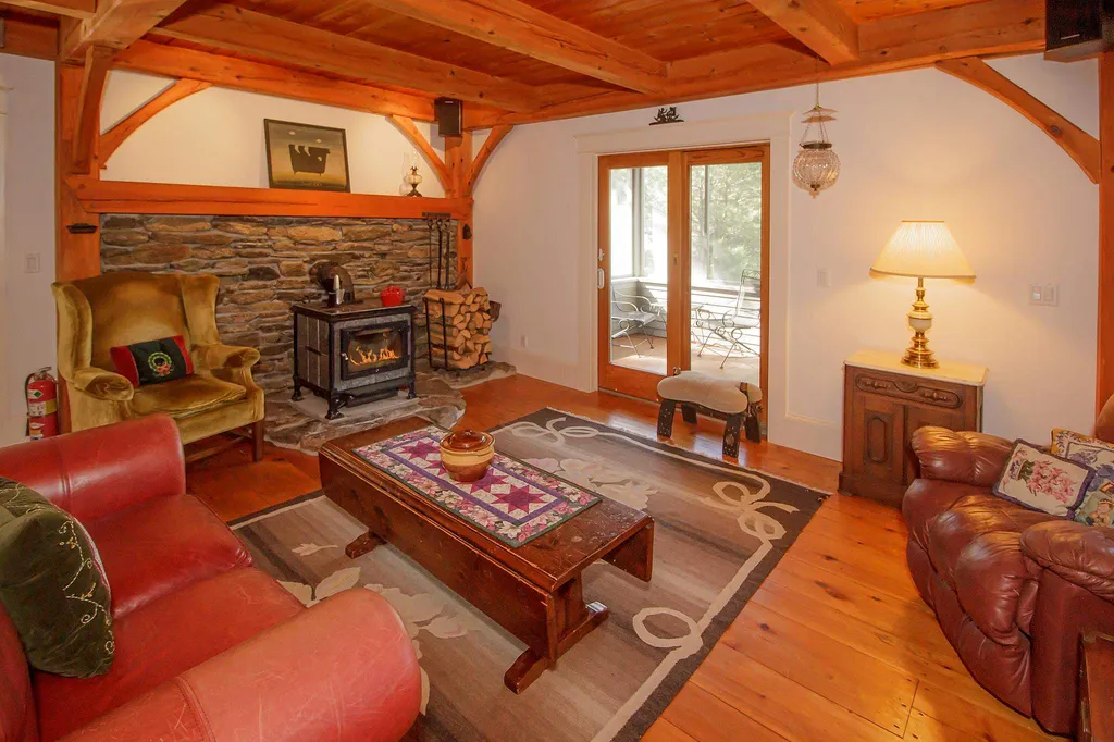 24 Kent Road Wardsboro VT 05355