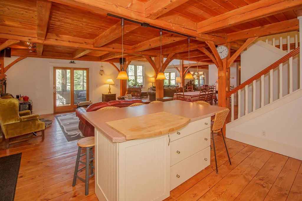 24 Kent Road Wardsboro VT 05355