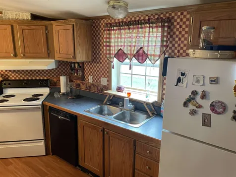 22 Spruce Park Drive Plainfield NH 03781