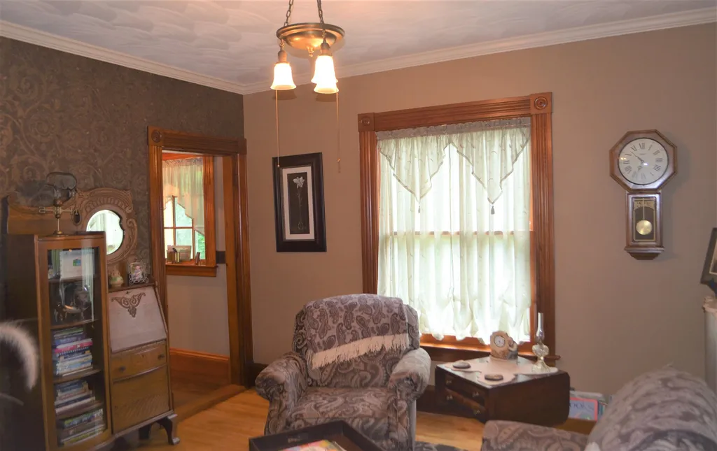 86 Maple Street Henniker NH 03242
