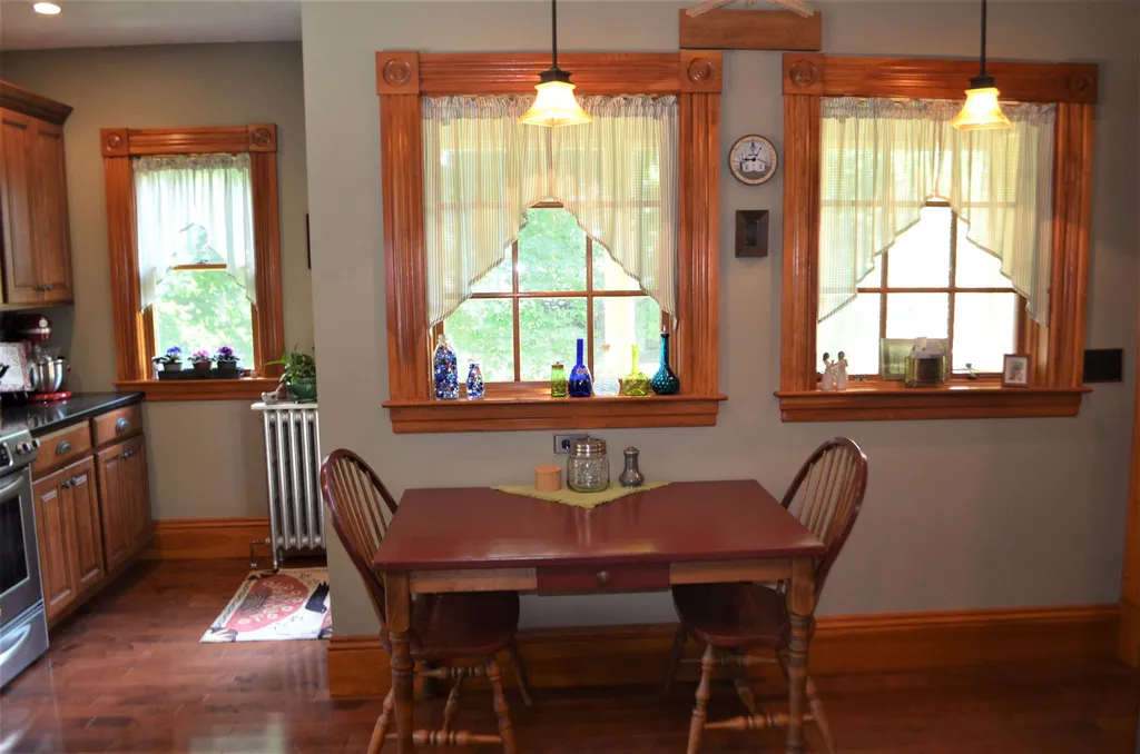 86 Maple Street Henniker NH 03242