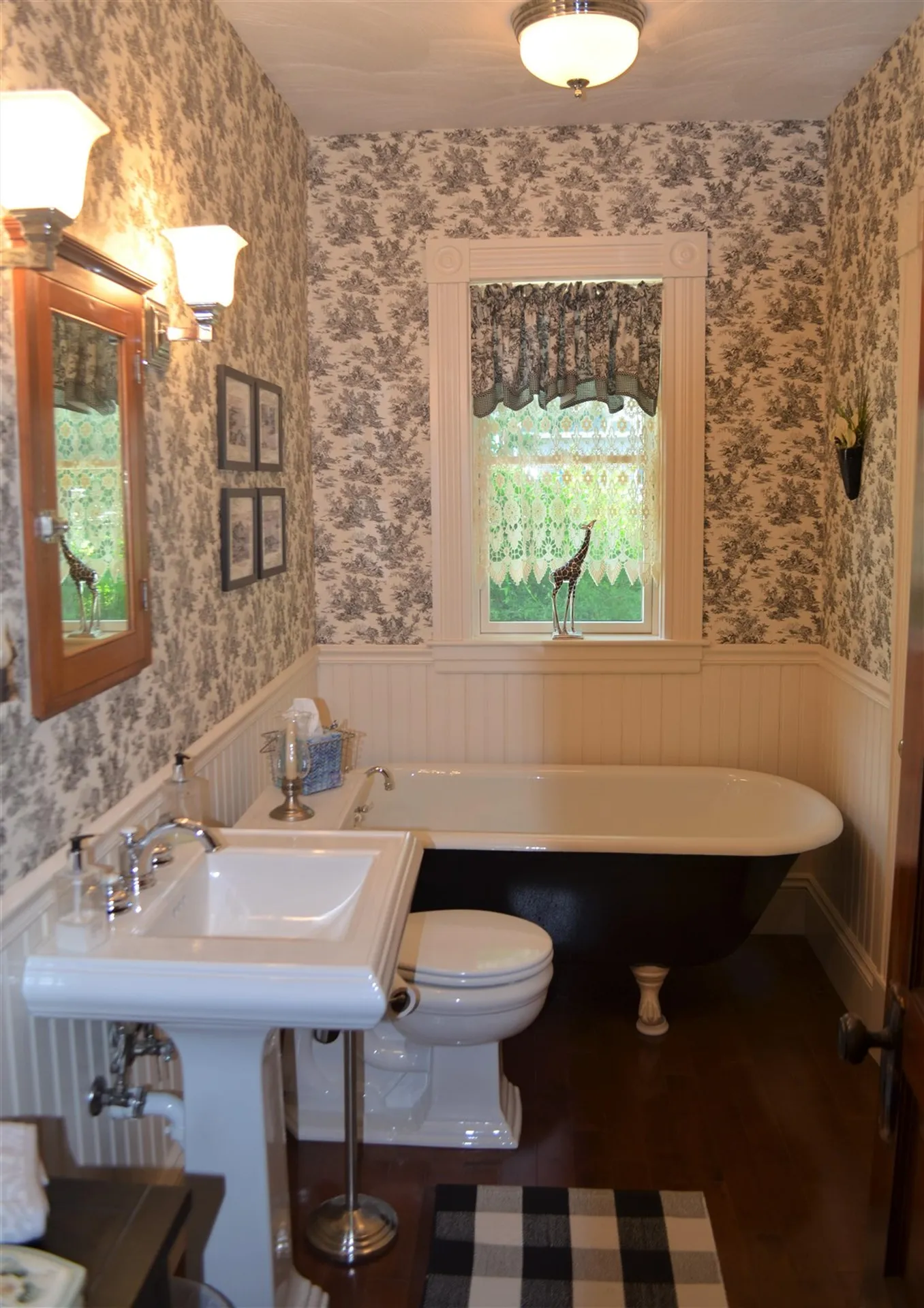 86 Maple Street Henniker NH 03242