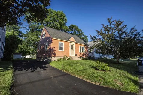 77 Woodbine Avenue Manchester NH 03109