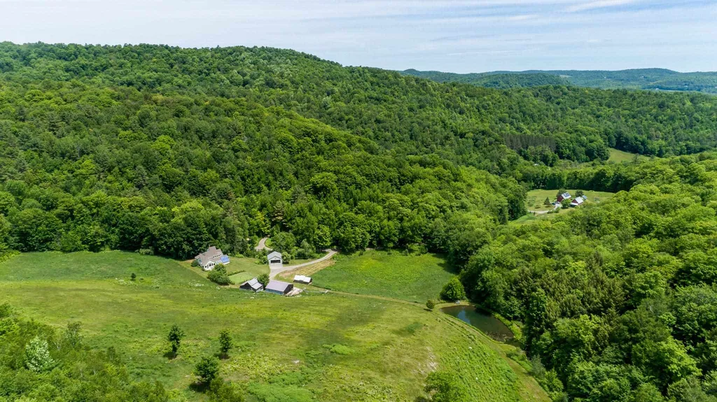 115 Wetmore Road Strafford VT 05072