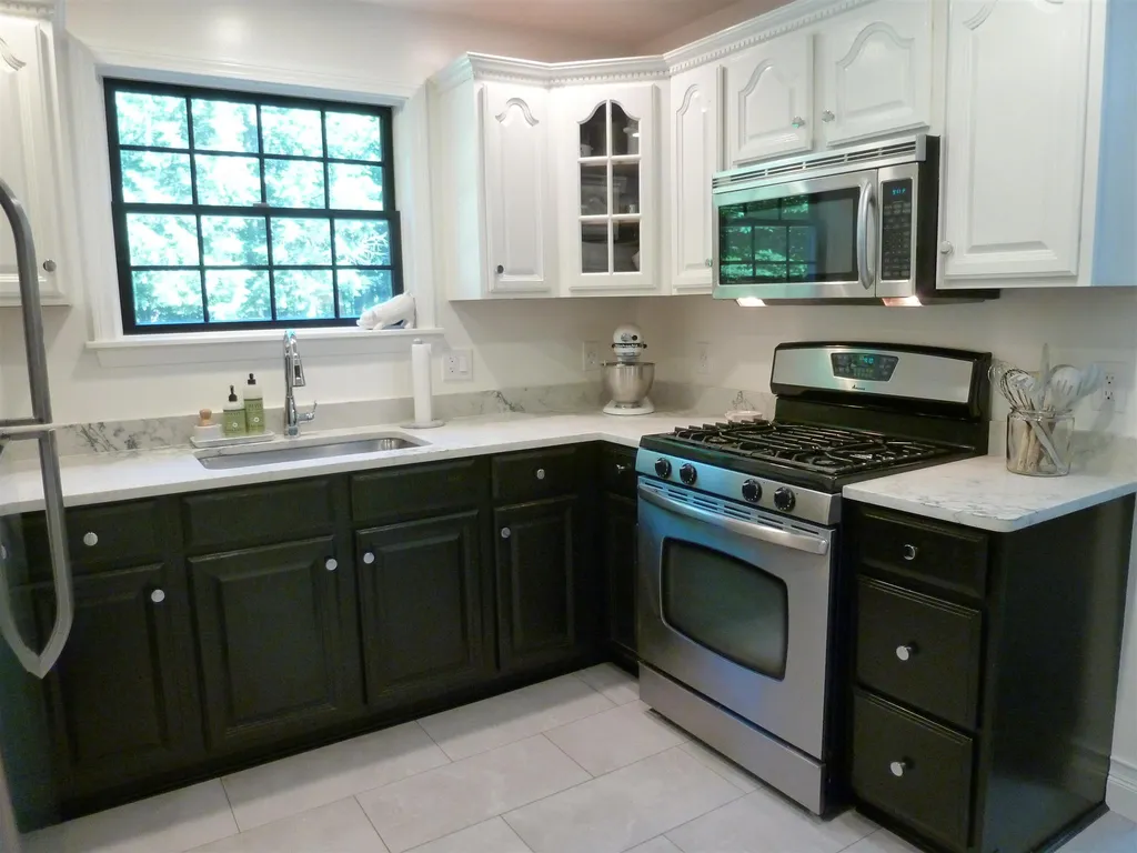 38 Friar Tuck Way Wolfeboro NH 03894