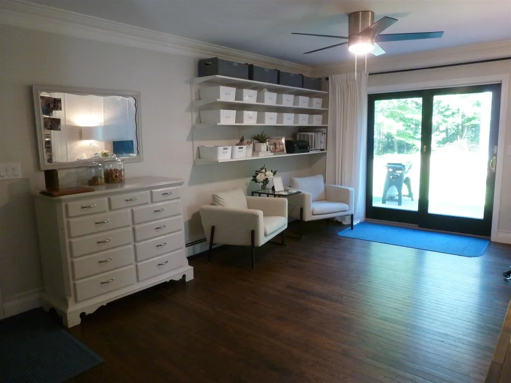 38 Friar Tuck Way Wolfeboro NH 03894
