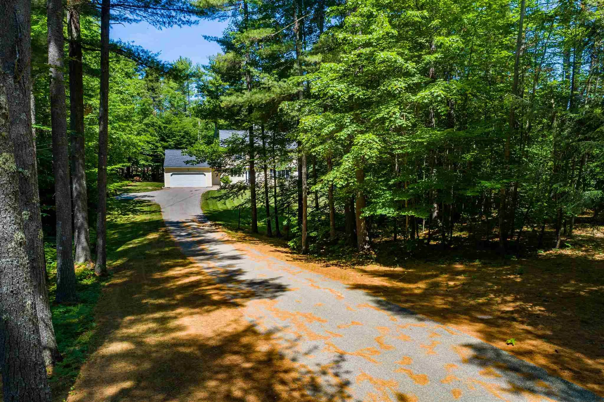 38 Friar Tuck Way Wolfeboro NH 03894