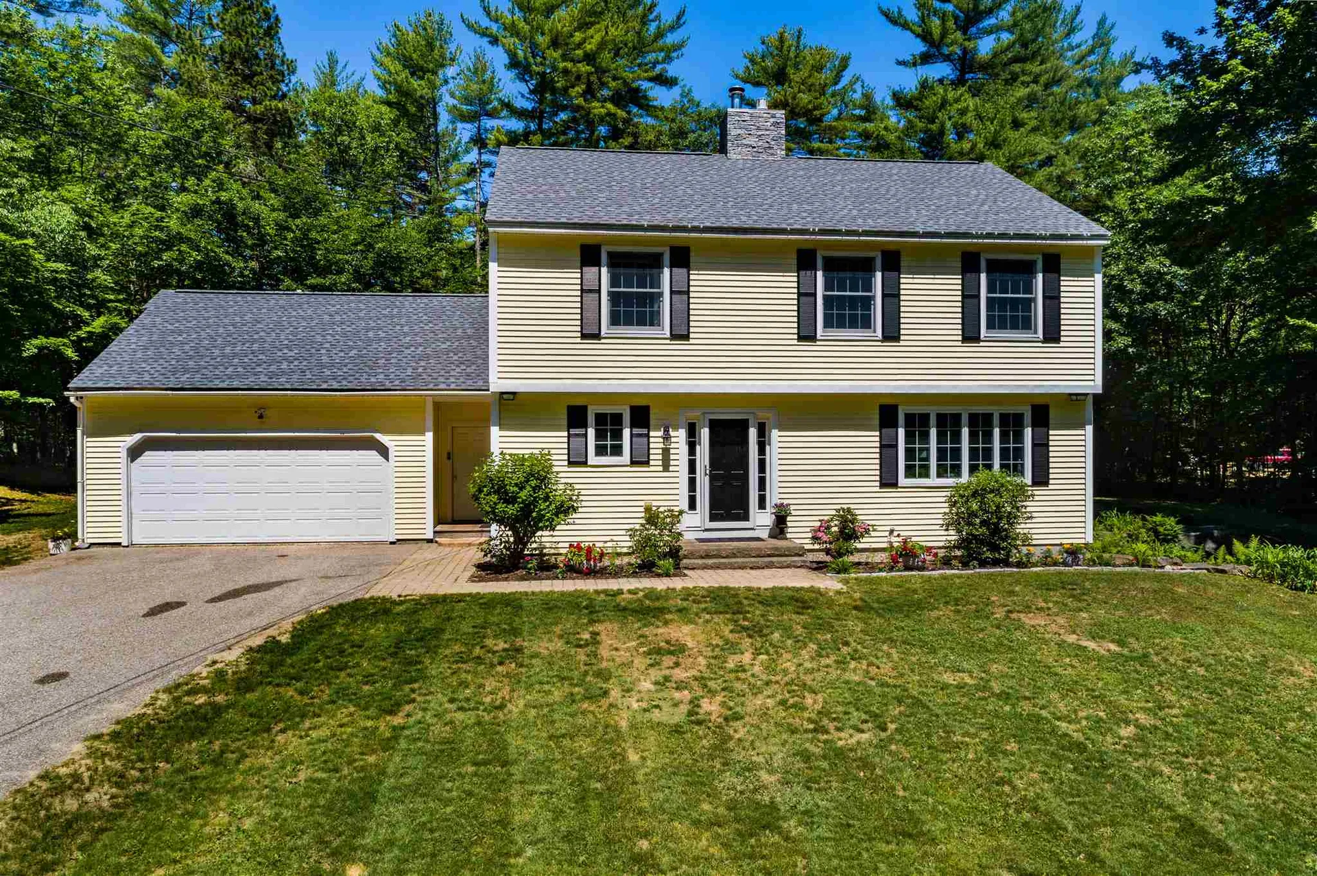 38 Friar Tuck Way Wolfeboro NH 03894