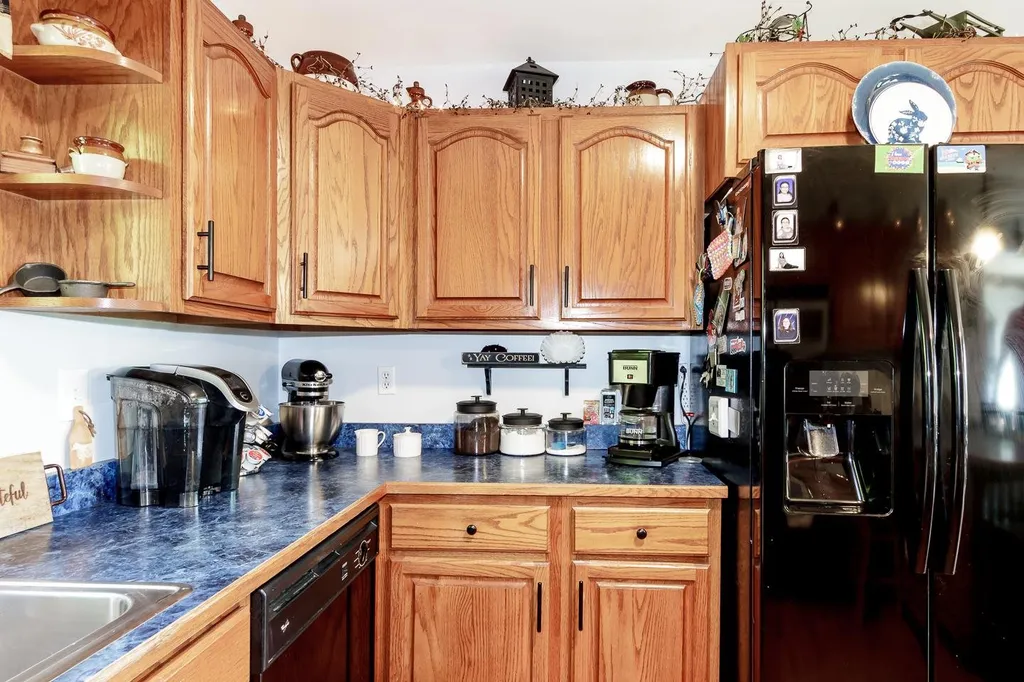 128 Cutts Road Newport NH 03773