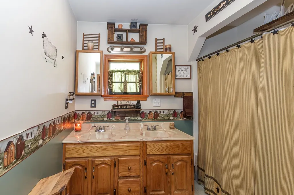 128 Cutts Road Newport NH 03773