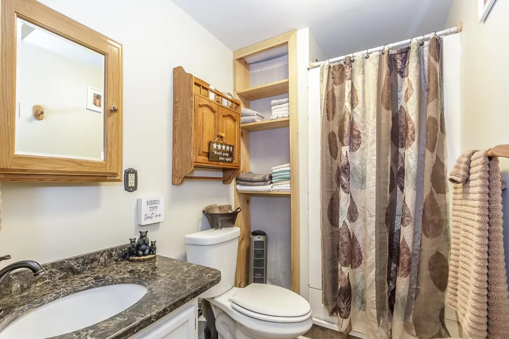 128 Cutts Road Newport NH 03773