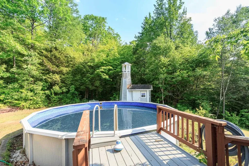128 Cutts Road Newport NH 03773