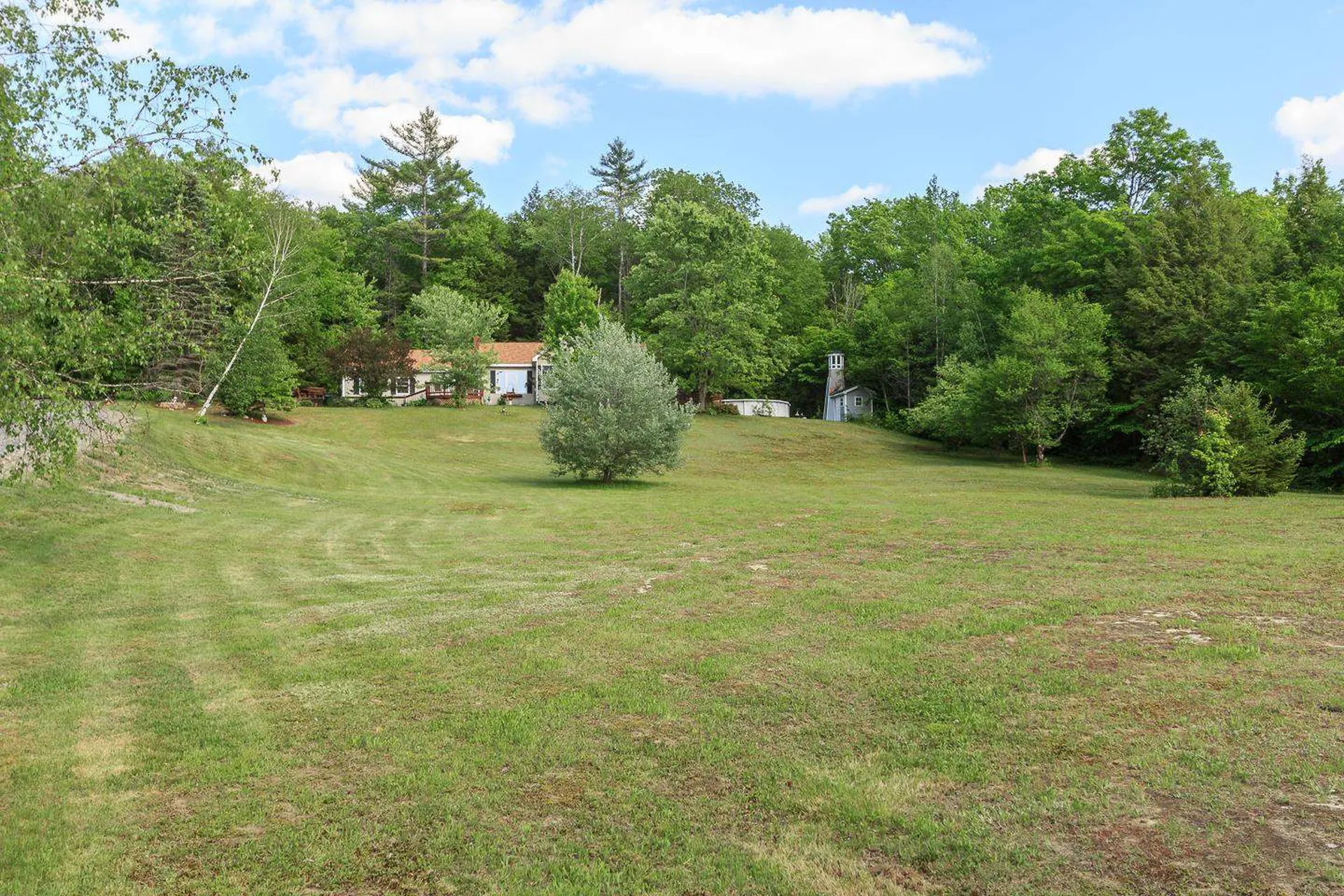 128 Cutts Road Newport NH 03773