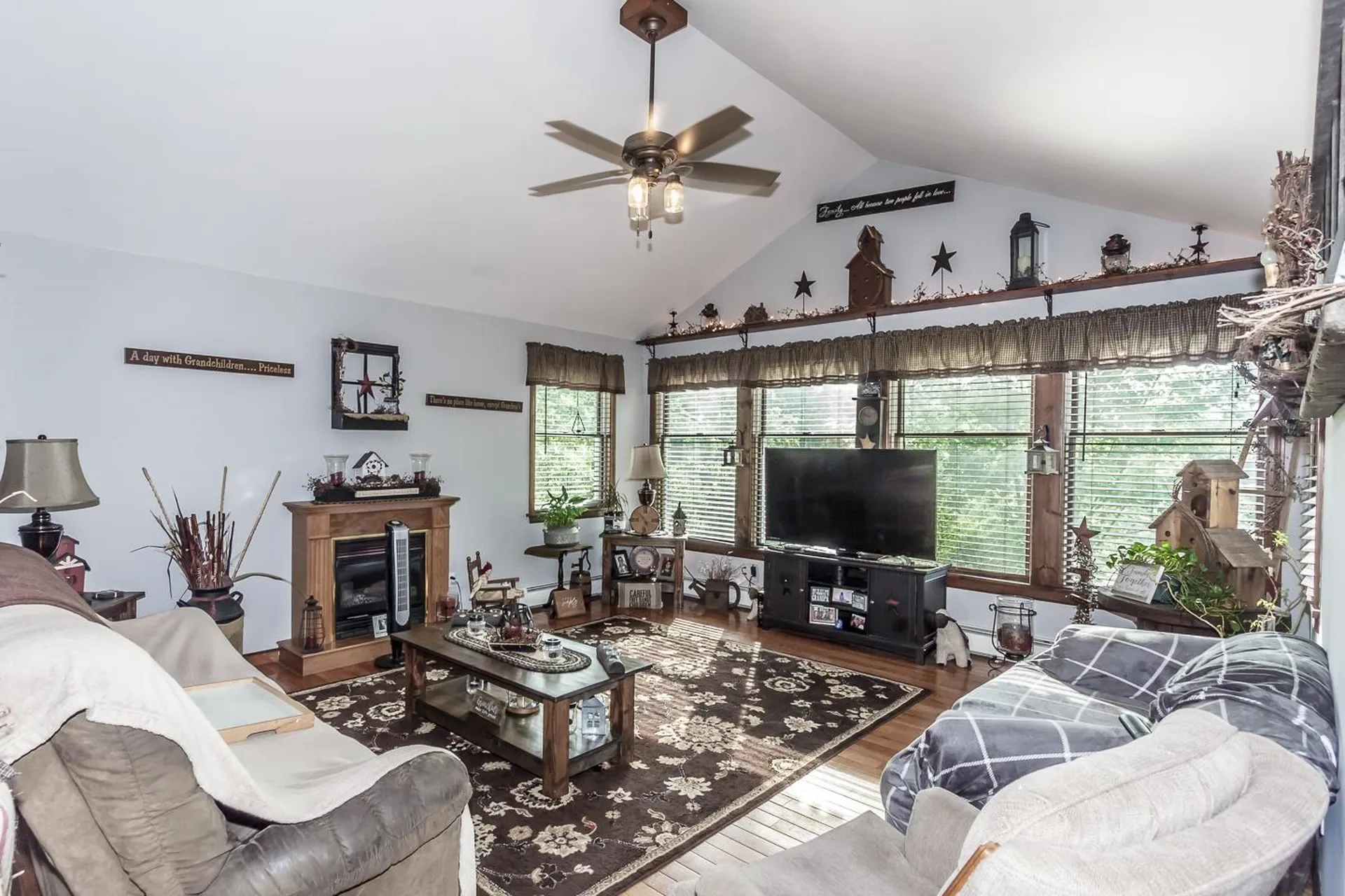 128 Cutts Road Newport NH 03773