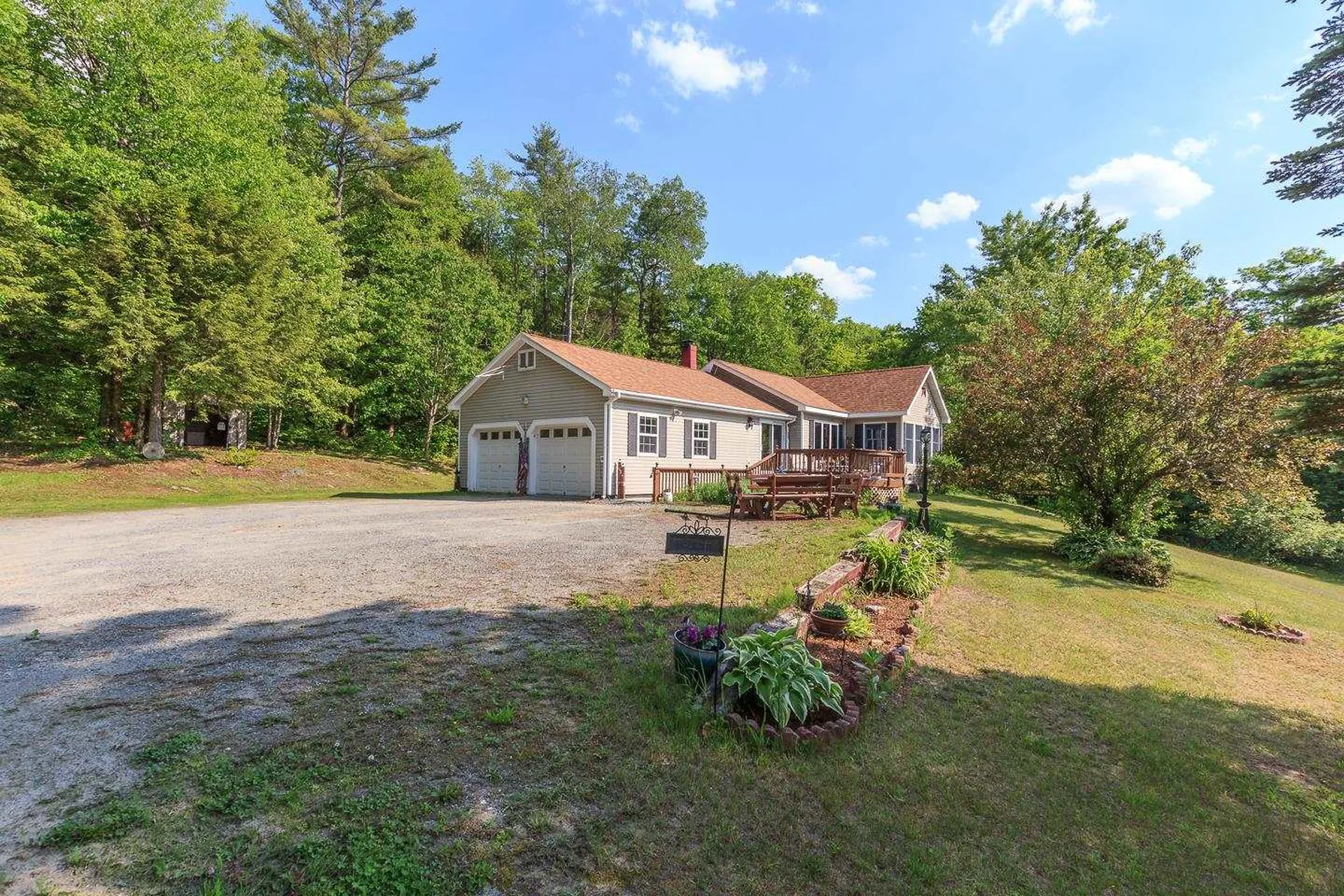 128 Cutts Road Newport NH 03773