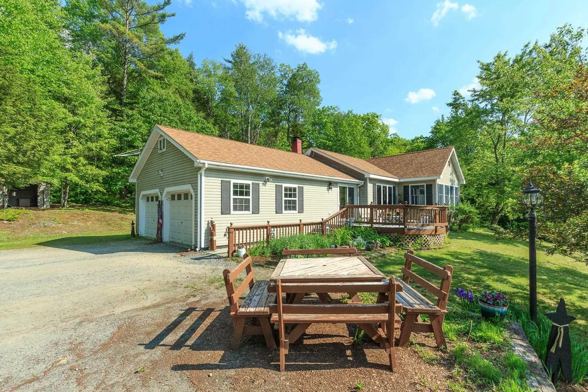 128 Cutts Road Newport NH 03773