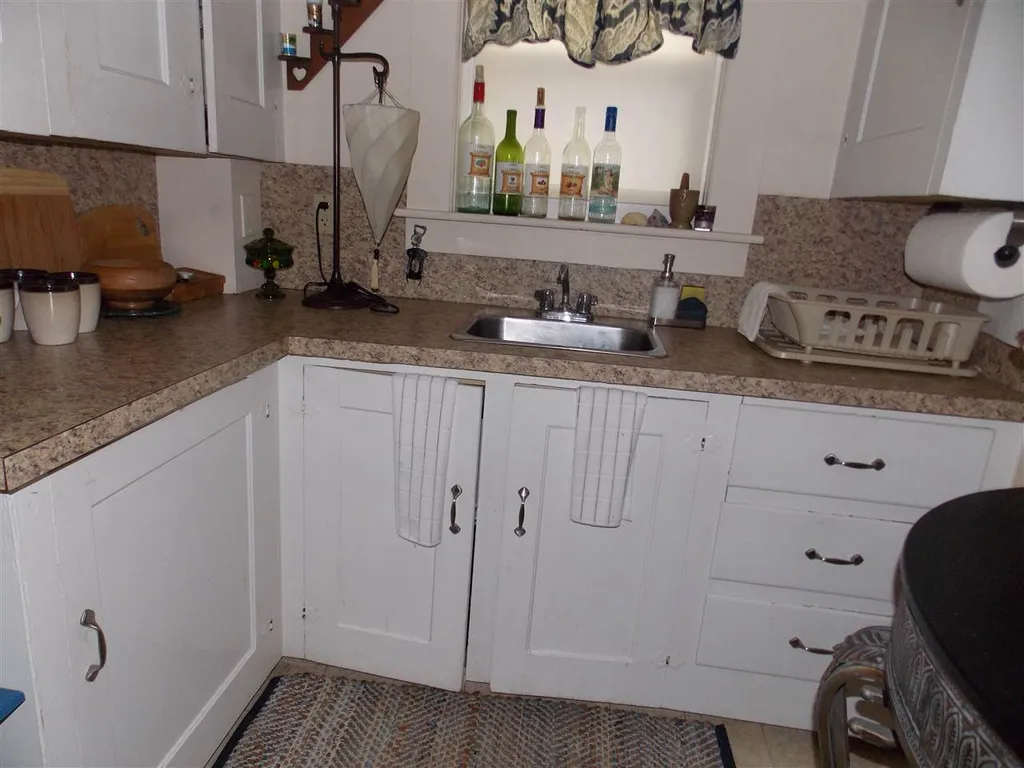 53 Gilford Avenue Laconia NH 03246