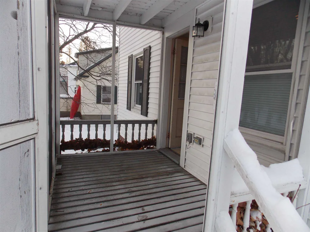 53 Gilford Avenue Laconia NH 03246