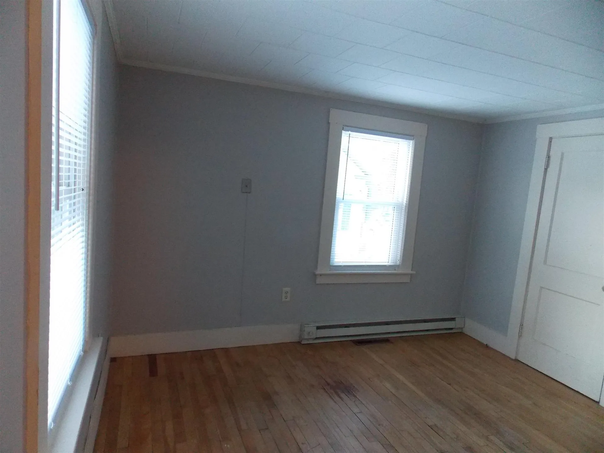 53 Gilford Avenue Laconia NH 03246