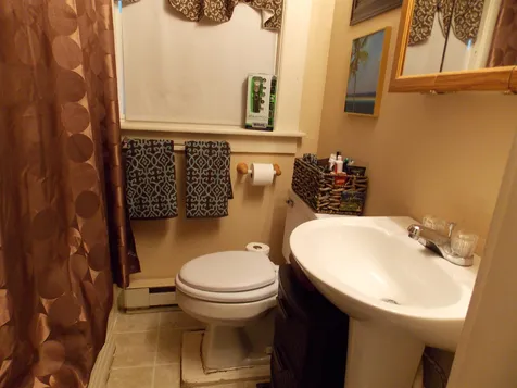 53 Gilford Avenue Laconia NH 03246