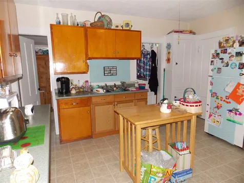 53 Gilford Avenue Laconia NH 03246