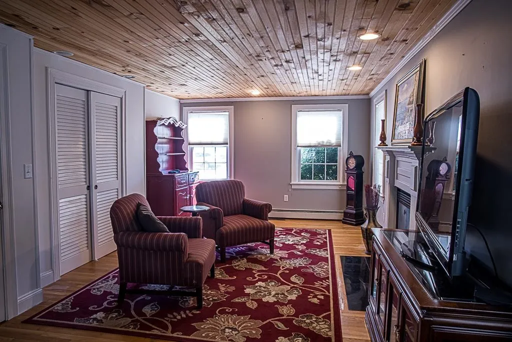 34 Viola Circle Seabrook NH 03874