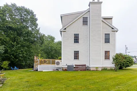 34 Viola Circle Seabrook NH 03874