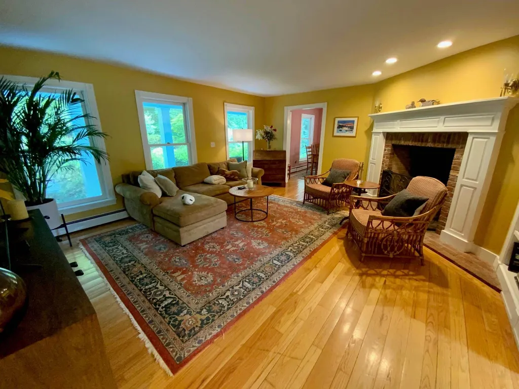 27 Fire Pond Road Charlotte VT 05445