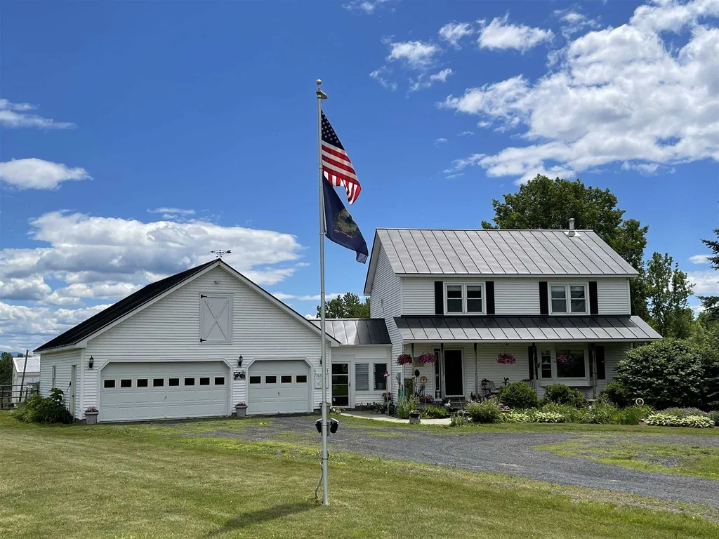 85 Lakeview Road South Hero VT 05486