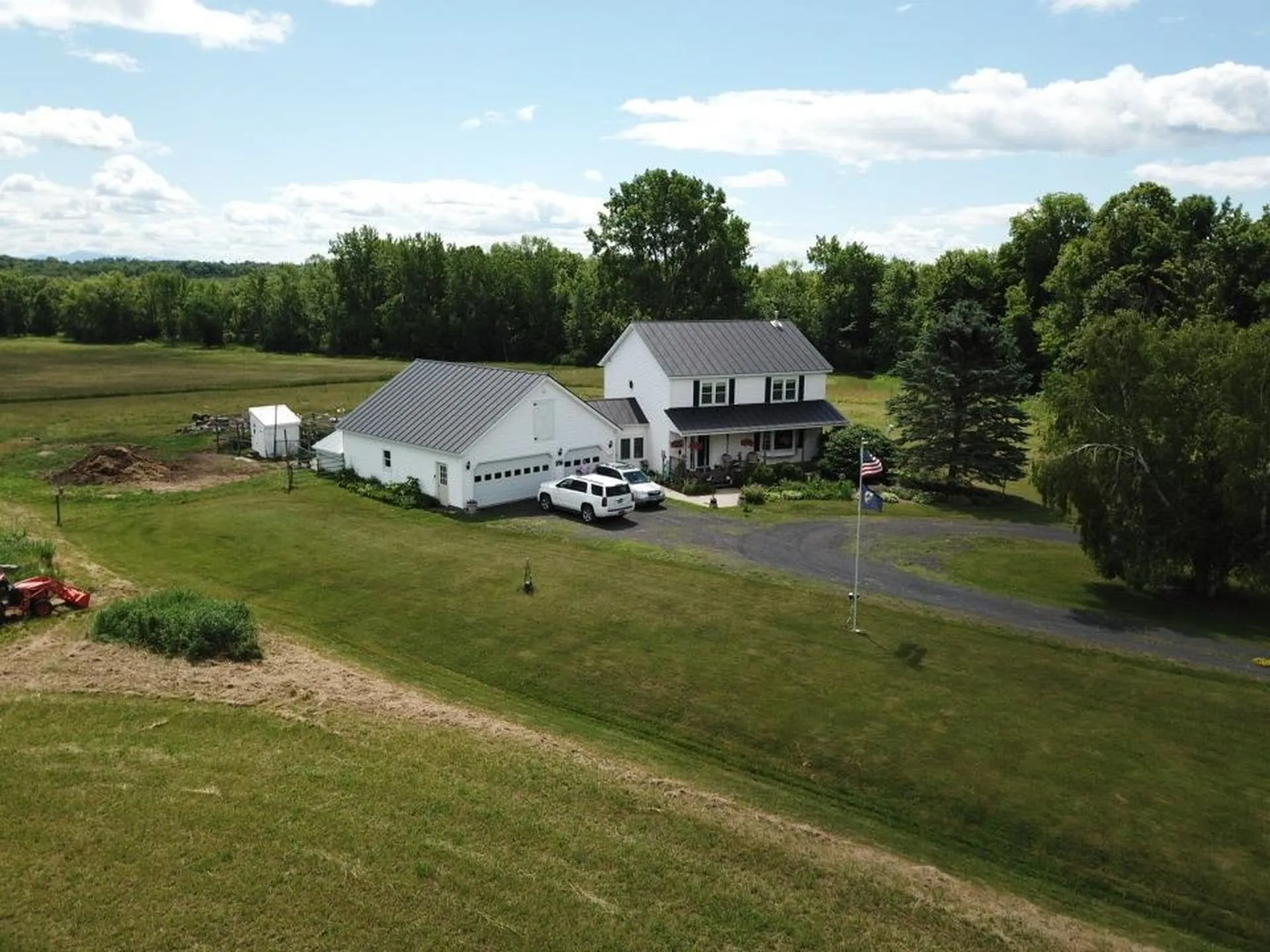 85 Lakeview Road South Hero VT 05486