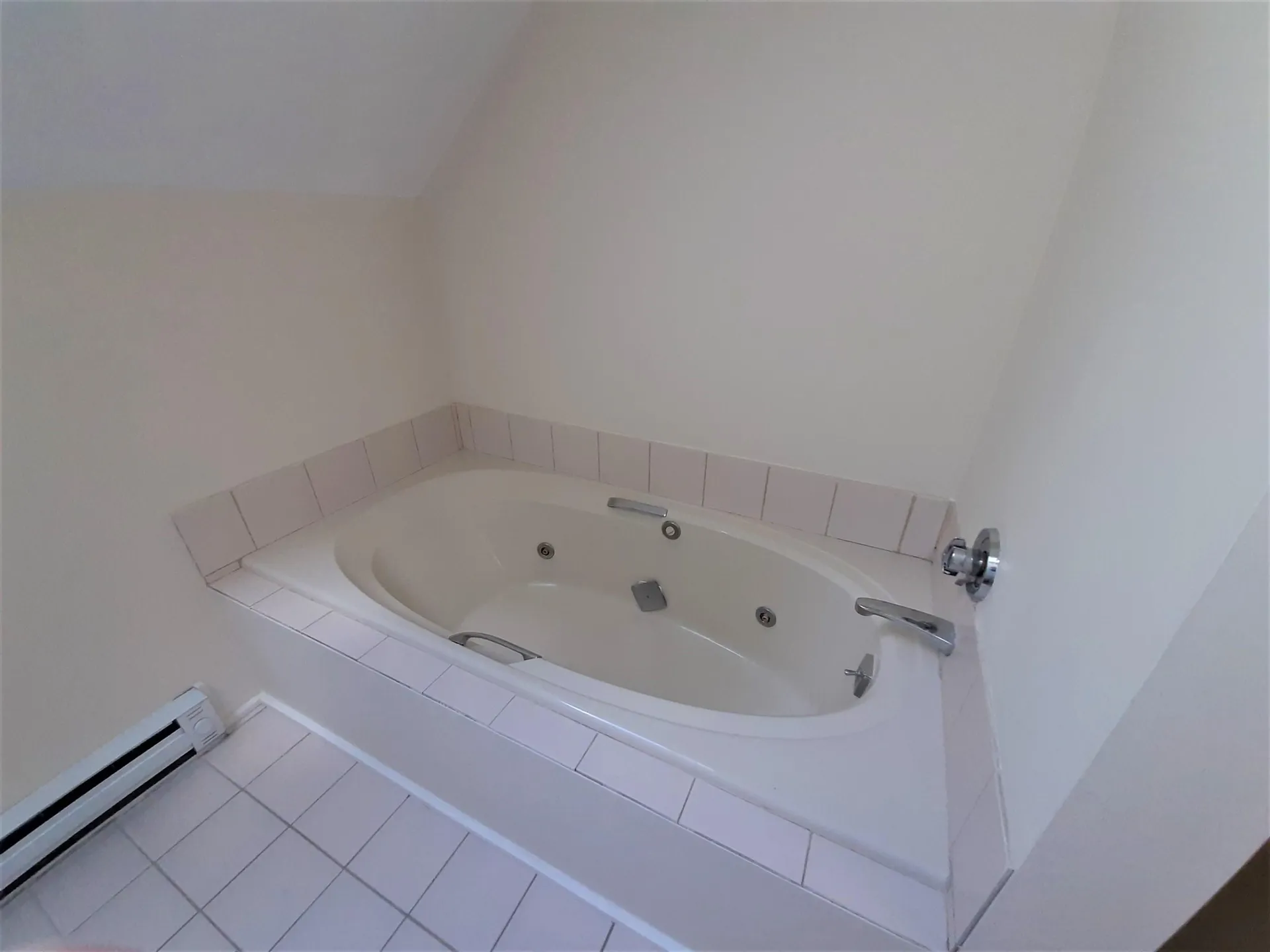 83 Donovan Farm Road Campton NH 03223