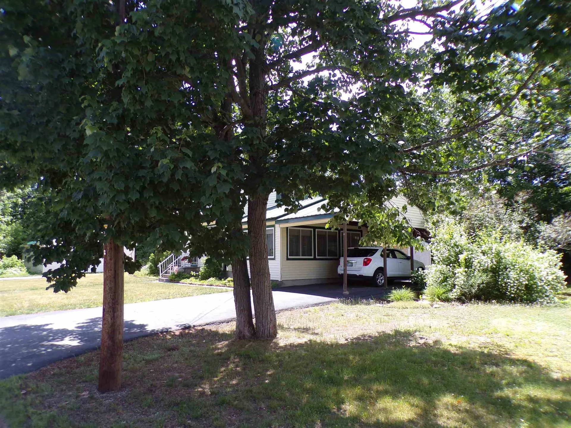 18 Mill Street Gorham NH 03581