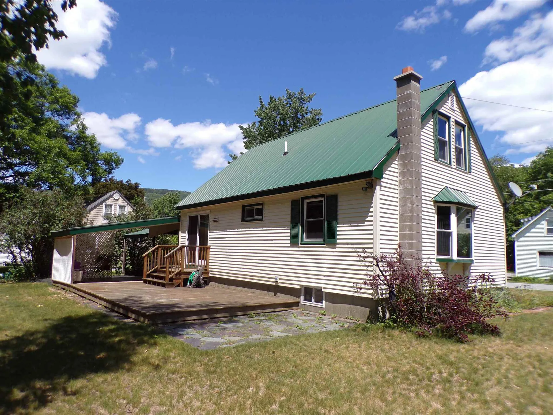 18 Mill Street Gorham NH 03581