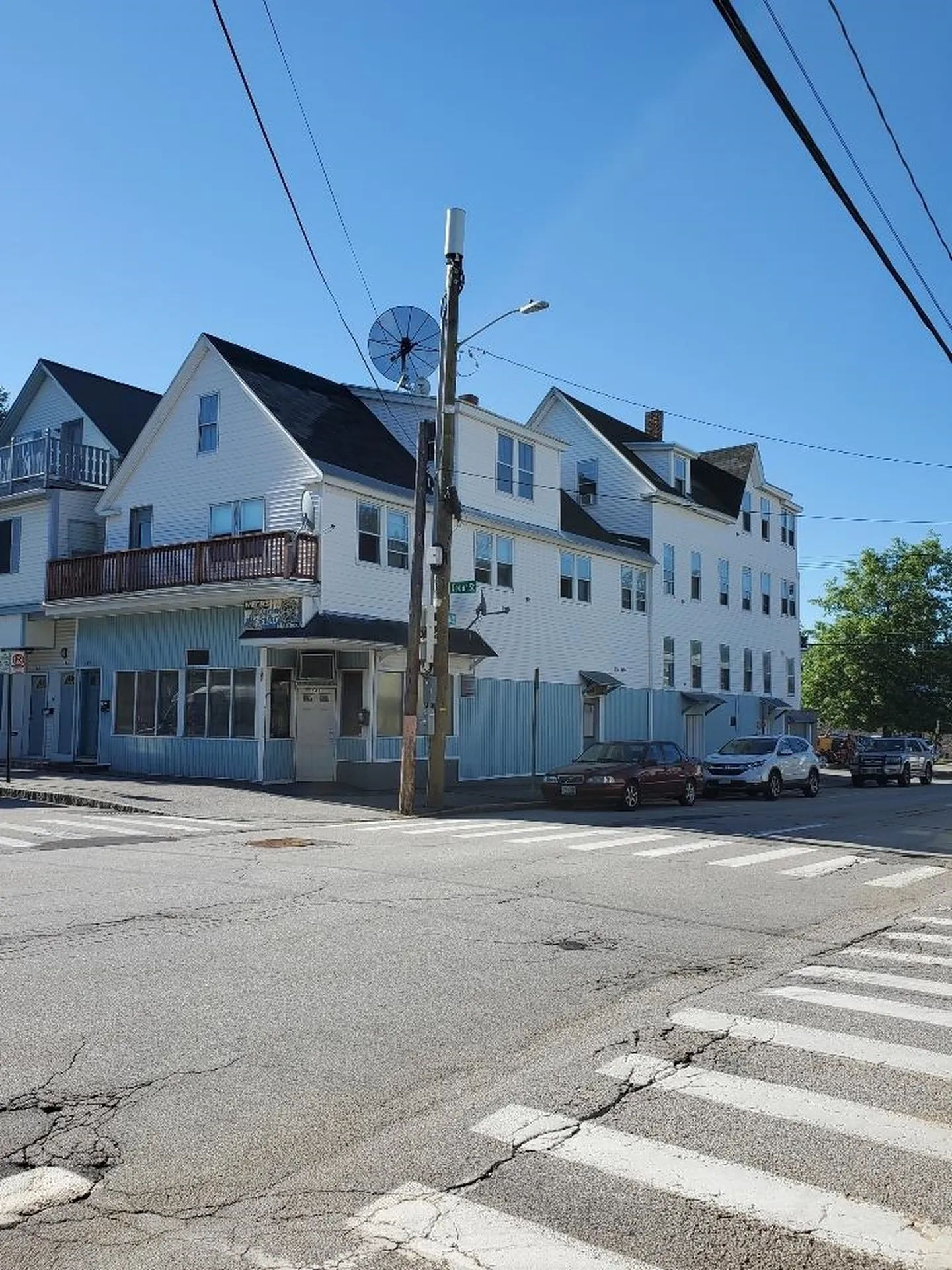 141 Cedar Street Manchester NH 03103