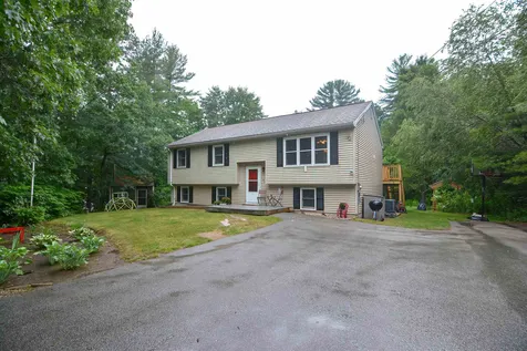 77 Musquash Road Hudson NH 03051
