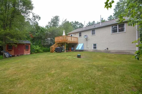 77 Musquash Road Hudson NH 03051