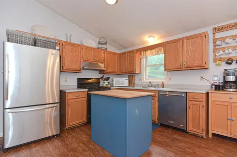 77 Musquash Road Hudson NH 03051