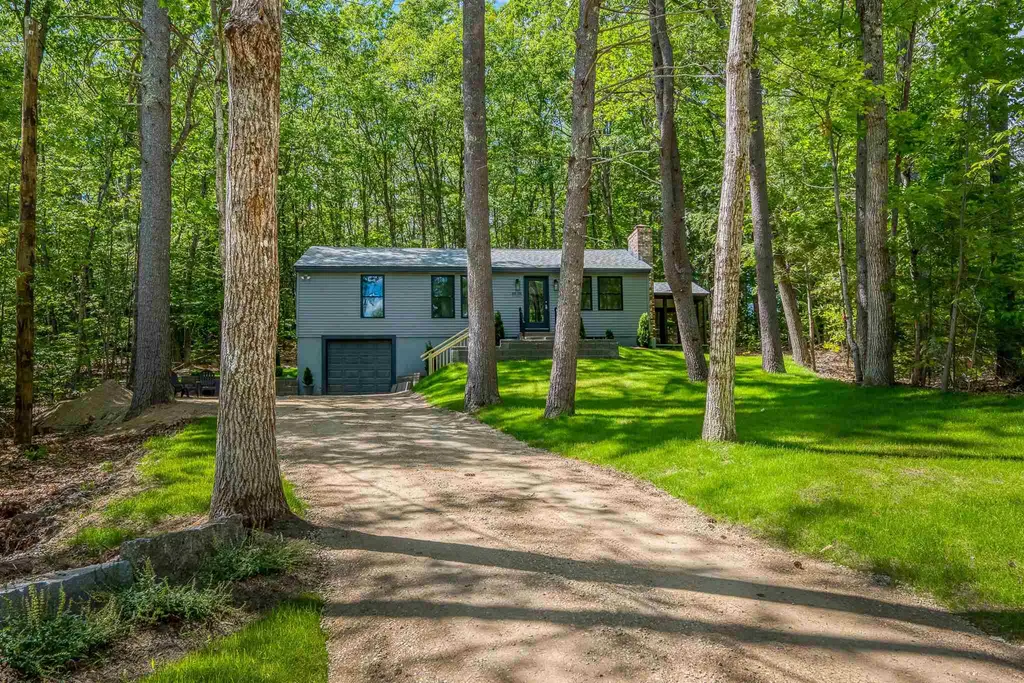 12 Brookwood Drive Ossipee NH 03864
