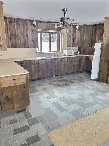28 Ridgewood Drive Wilmot NH 03287
