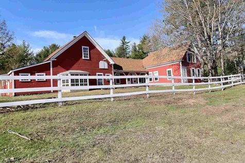 28 Ridgewood Drive Wilmot NH 03287