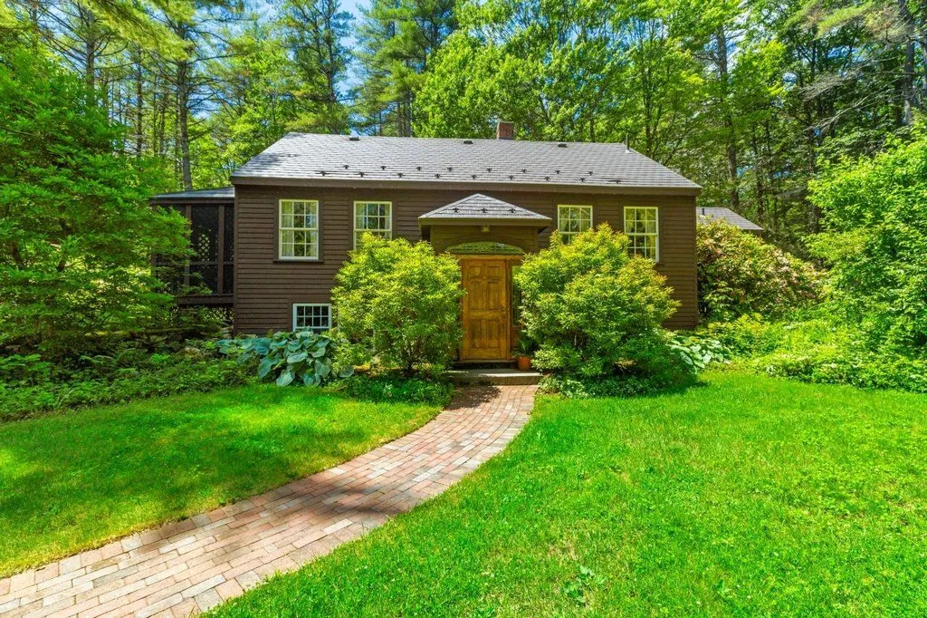 47 Forest Road Lyndeborough NH 03082