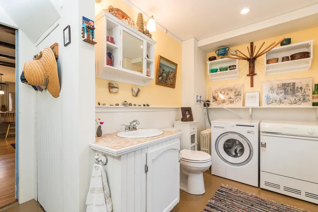 129 Burkitt Street Portsmouth NH 03801