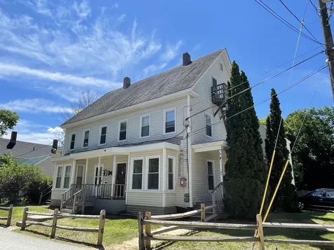 21 Cleveland Place Laconia NH 03246