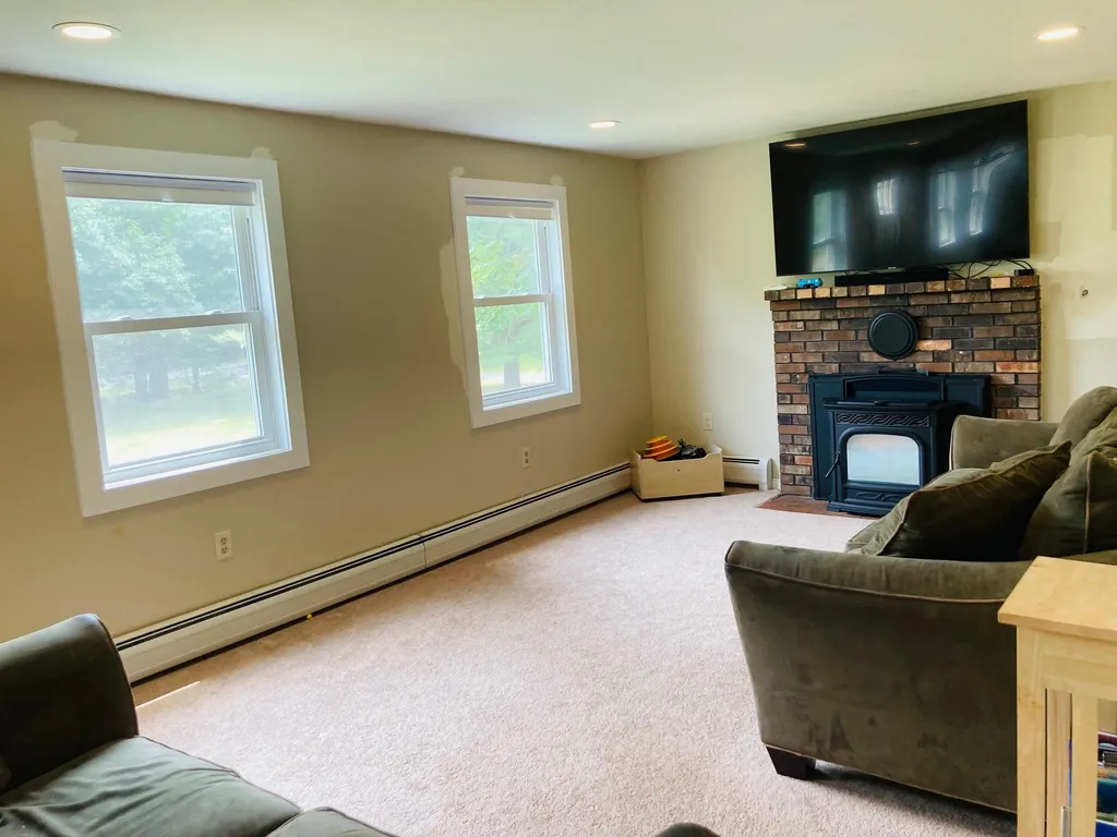 190 Winnicutt Road Stratham NH 03885